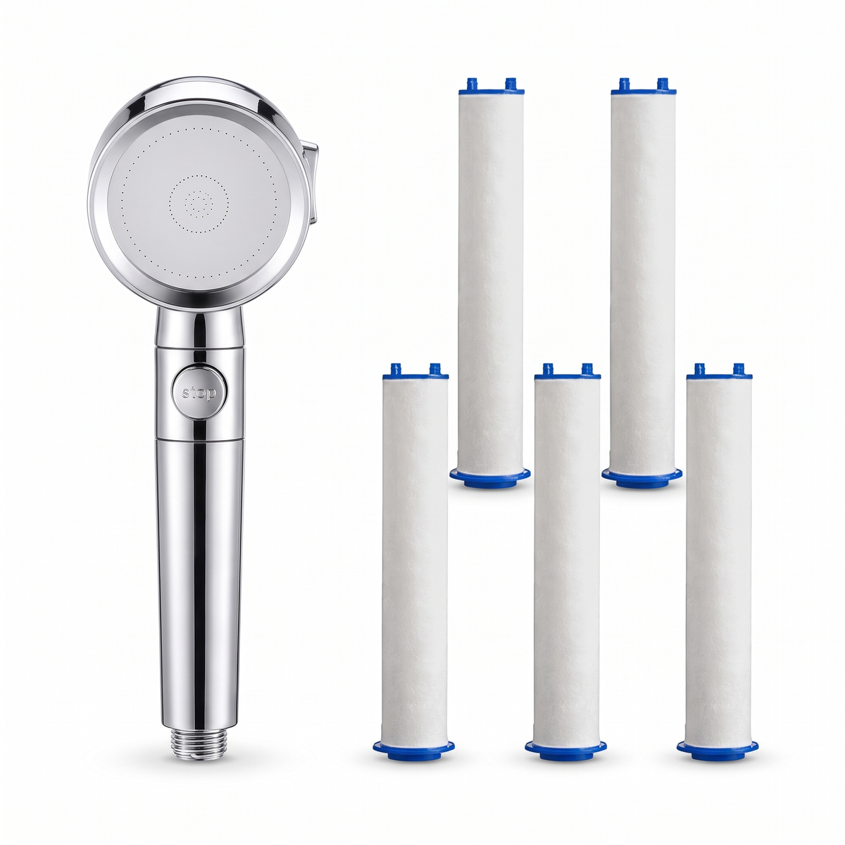 Pommeau de douche filtrant 3 jets chromé avec 5 filtres de rechange, sur fond blanc