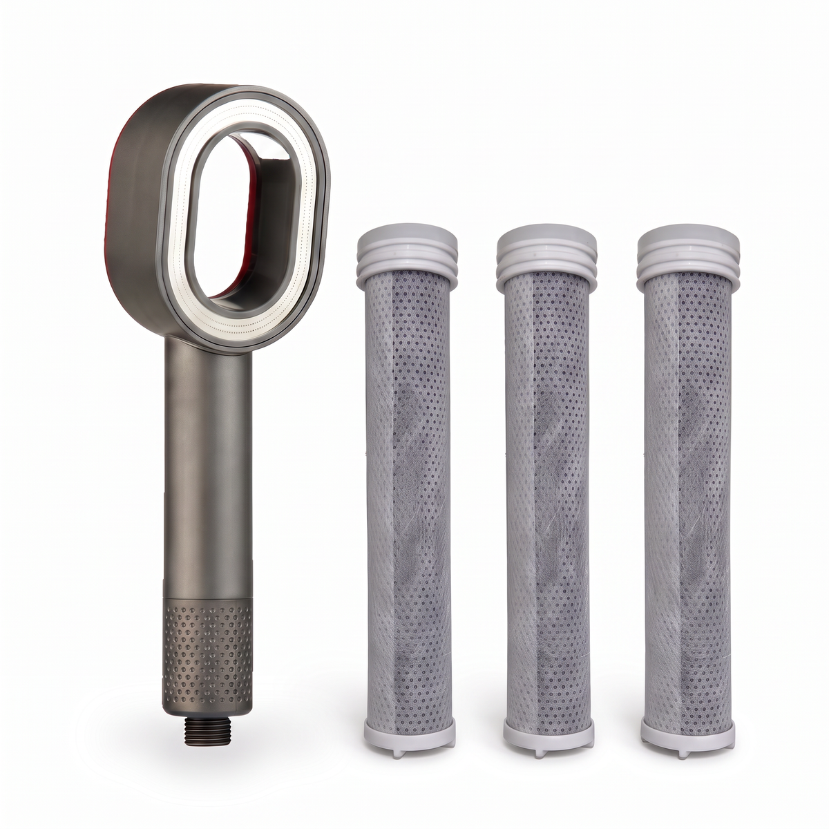 Pommeau de douche filtrant anneau avec 3 filtres de rechange en fibre de charbon actif, sur fond blanc